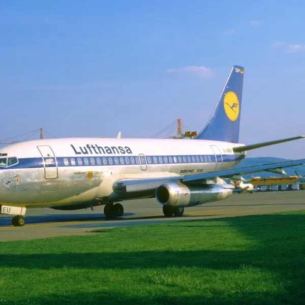 Boeing 737-100: The Original 737